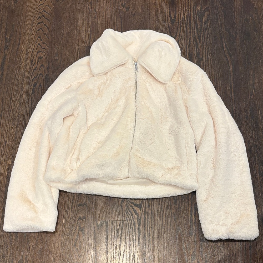 NWT Steve Madden Women’s Soft Cream Teddy Jacket Size Medium